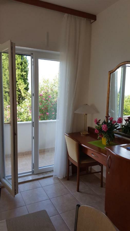 Guest house Sol